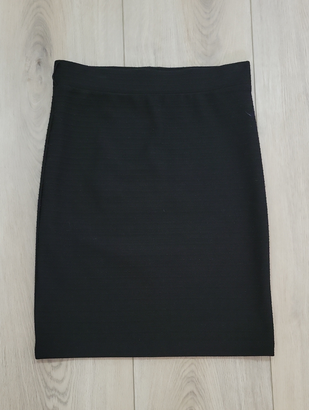 LOFT Black Textured Pencil Skirt